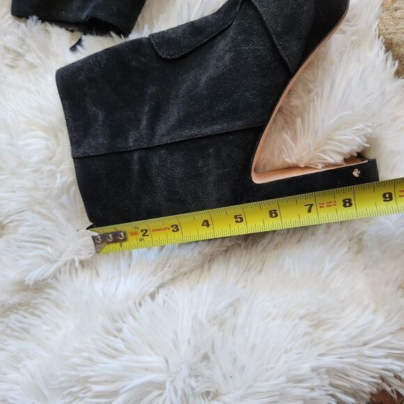 Kate spade black suede New York ankle booties - Picture 2 of 14